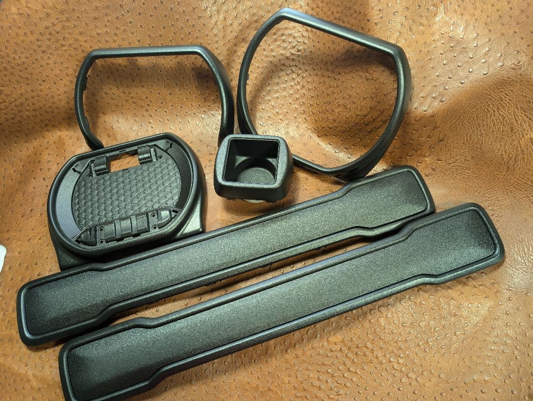 HIRO様ご依頼分/新型ハスラー★フロントインパネフルセット/ラプターライナー