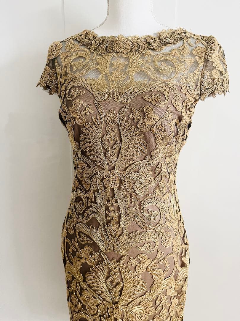 Tadashi Shoji 刺繍入りドレス US 2