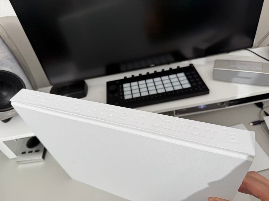 【最終値下】Designed by Apple in California(大）