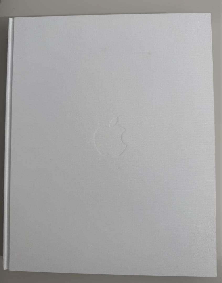 【最終値下】Designed by Apple in California(大）
