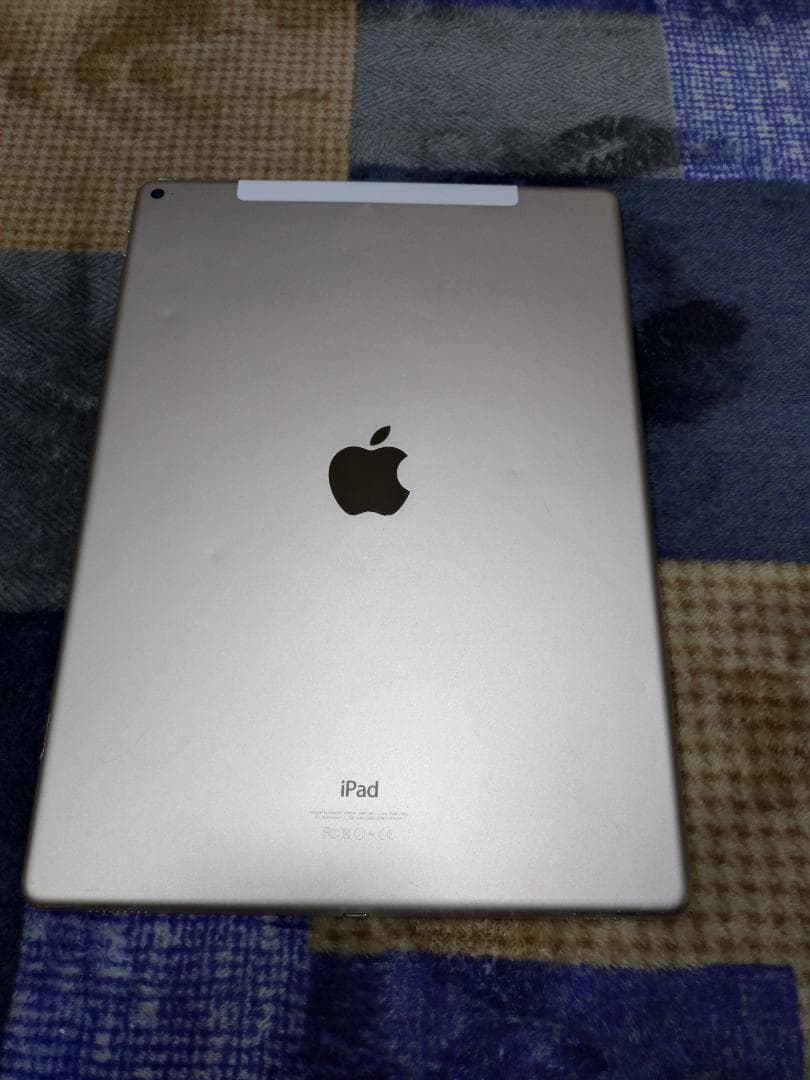 サ*ー様 Apple iPad ゴールド 初代モデル(A1652)128GB