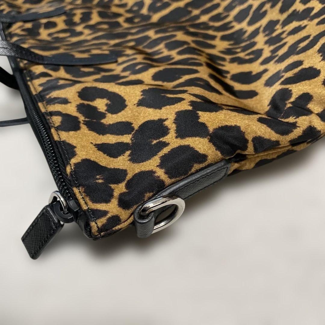 【美品‼️】PRADA プラダ　ナイロントートバッグ　レオパード柄