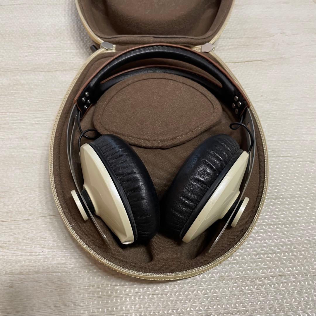 【美品】Sennheiser MOMENTUM Ivory