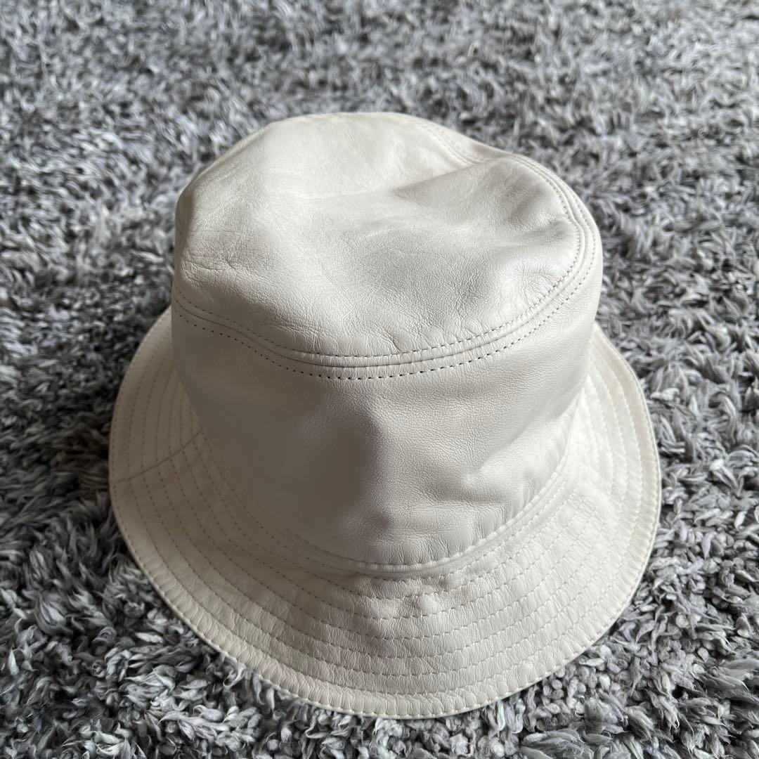 【美品！！】ロエベ バケットハット ホワイト レザー サイズ59 アナグラム