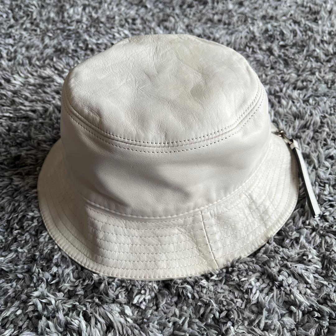 【美品！！】ロエベ バケットハット ホワイト レザー サイズ59 アナグラム