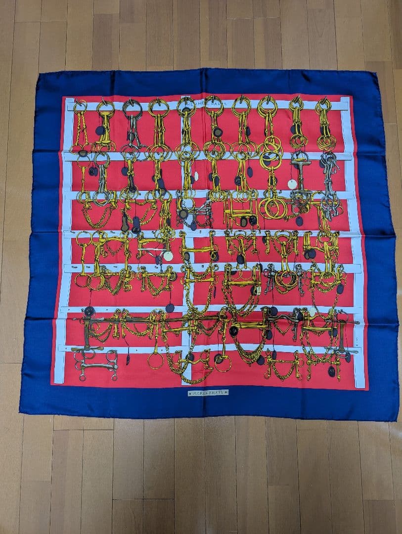 カ*ネ様 Hermès Mors et Filets スカーフ　カレ90