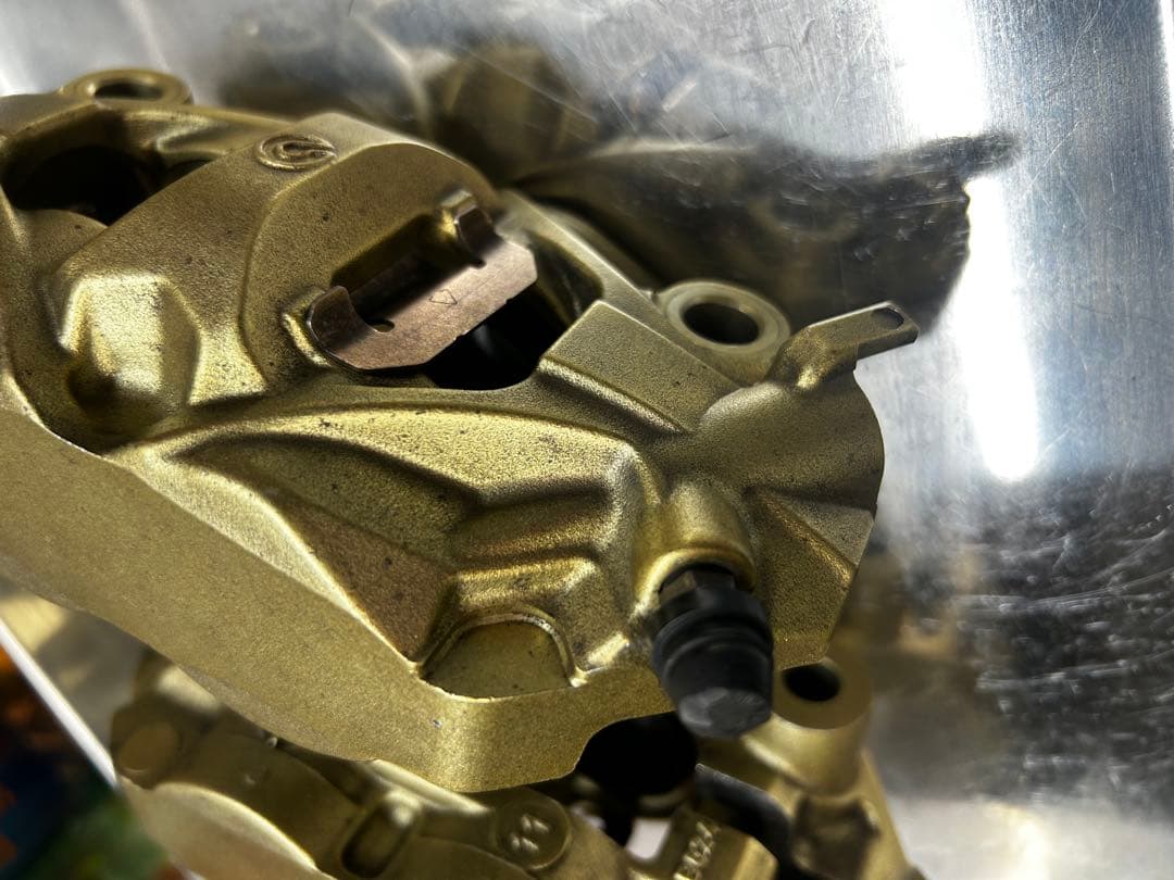 スズキ　brembo ラジアルキャリパー スズンボ