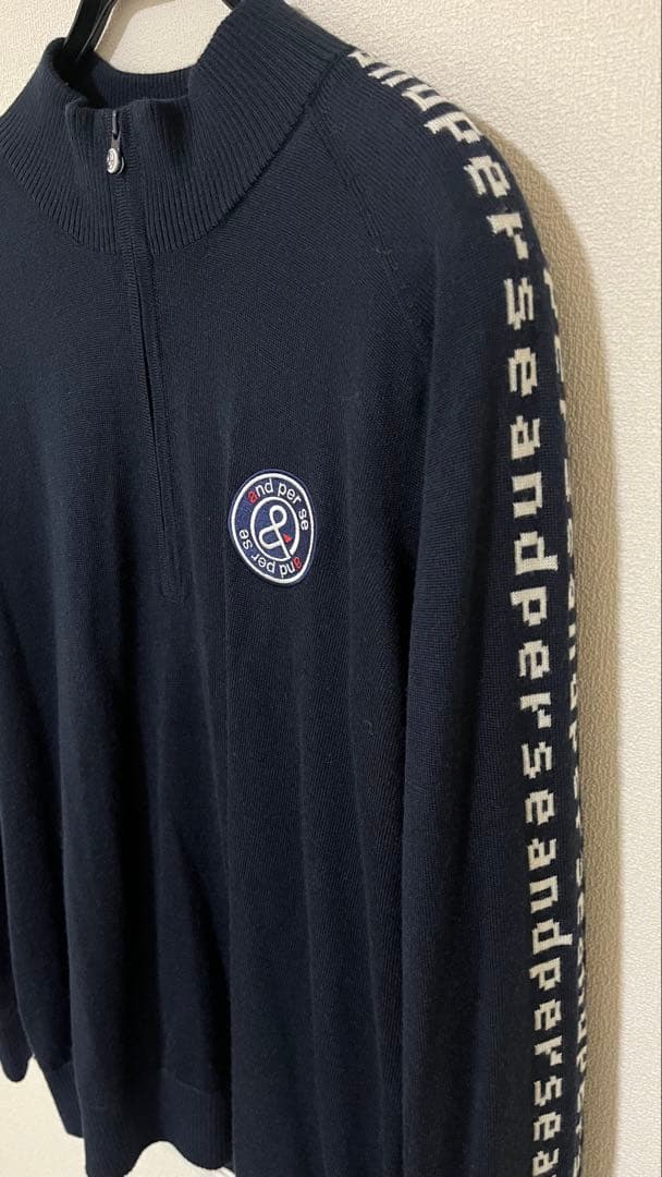 【美品】アンパスィ　ジップアップセーター　ネイビー