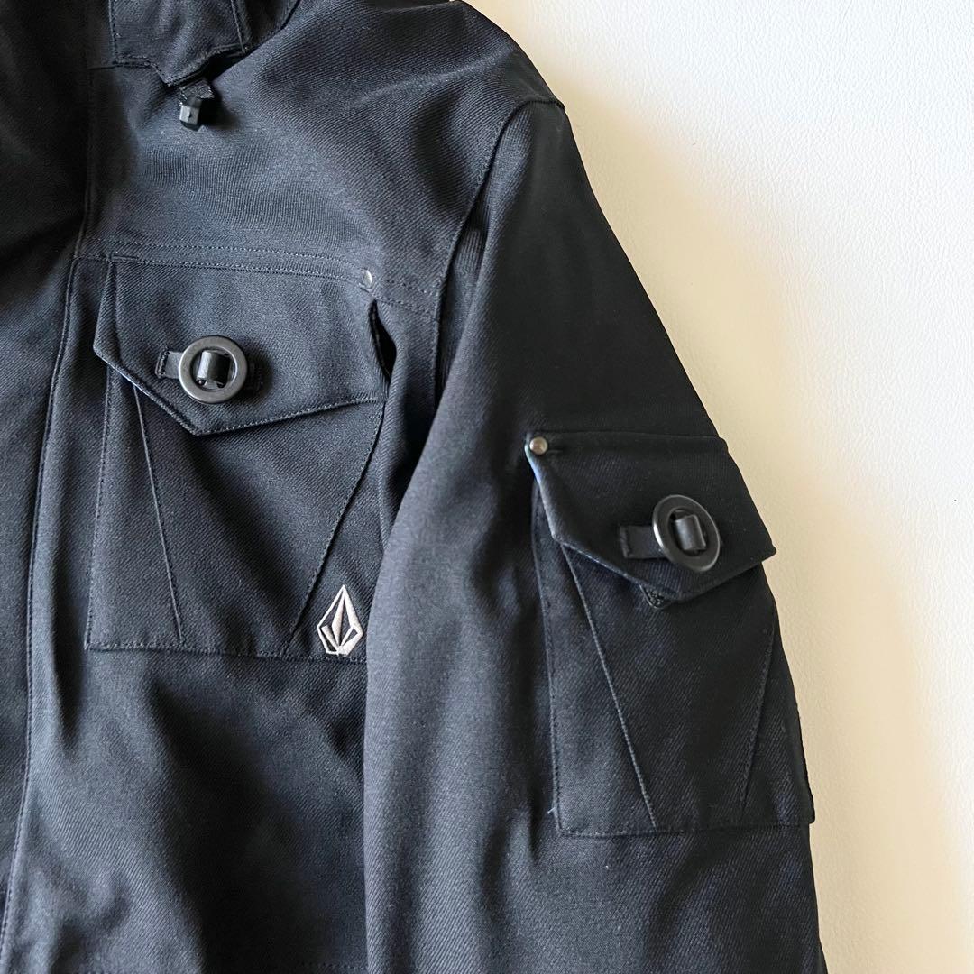 3284【美品】ボルコム　ジャケット 中綿入り 無地 スノボウェア レディース