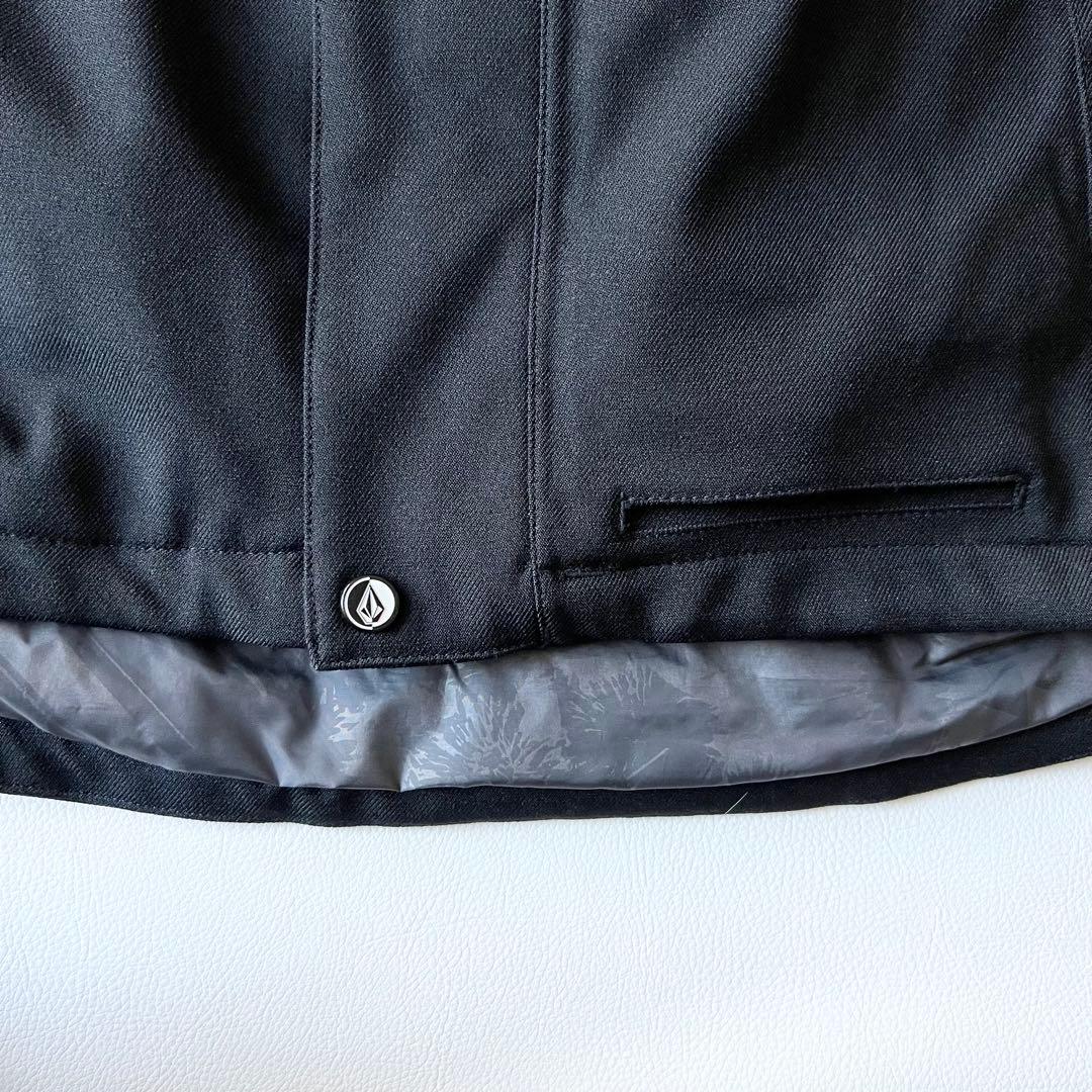 3284【美品】ボルコム　ジャケット 中綿入り 無地 スノボウェア レディース