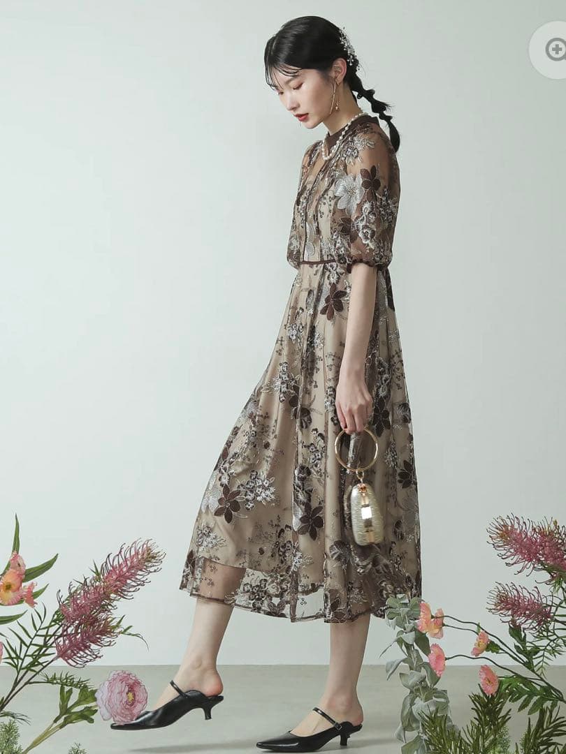 kana 花柄刺繍ドレス ブラウン Mサイズ