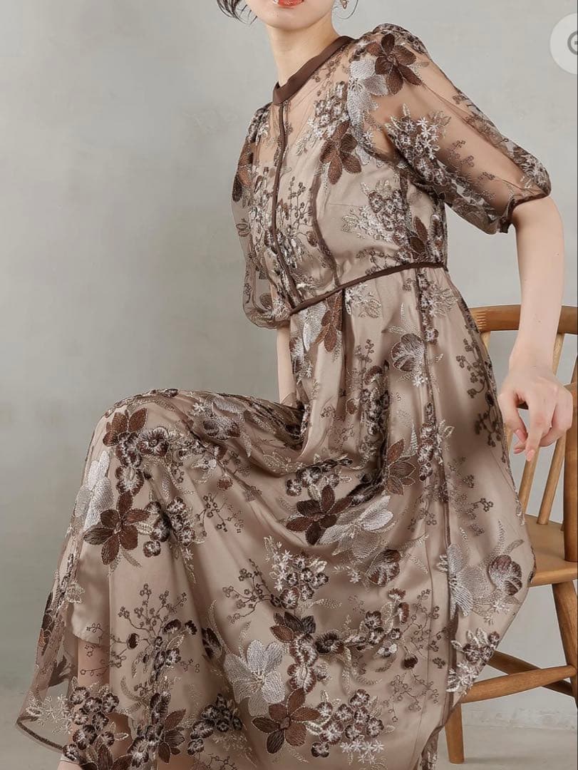 kana 花柄刺繍ドレス ブラウン Mサイズ