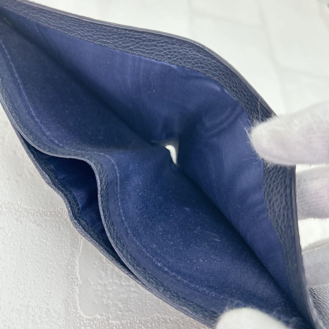 美品✨PRADAプラダ 折財布 財布 二つ折り 三角ロゴ シボ革 ネイビー