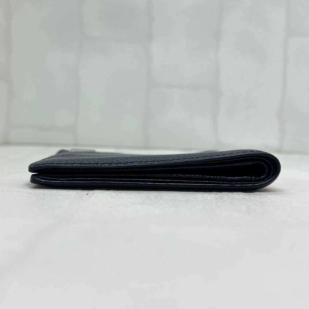 美品✨PRADAプラダ 折財布 財布 二つ折り 三角ロゴ シボ革 ネイビー