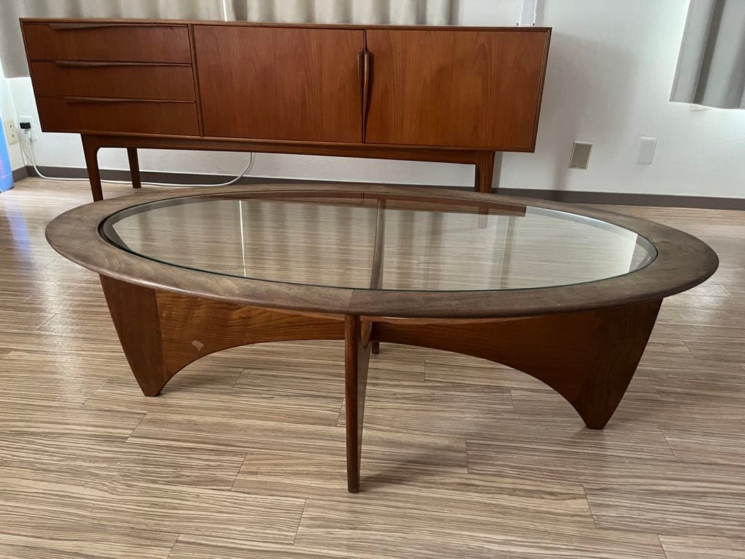 【G-PLAN】　ガラスコーヒーテーブル　オーバル　イギリス家具