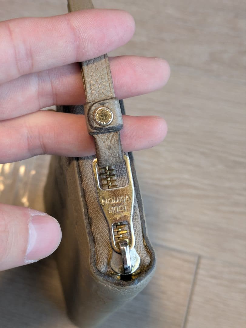 ルイヴィトン モノグラム ジッピーウォレット アンプラント M69034