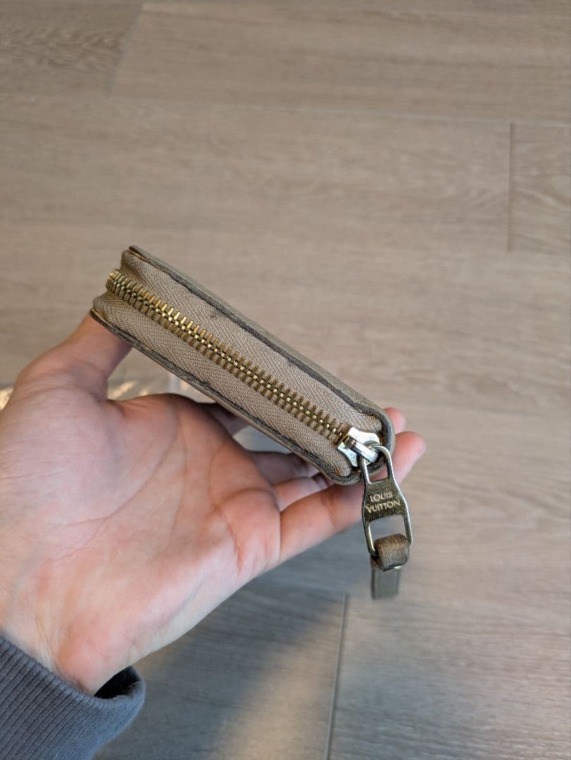 ルイヴィトン モノグラム ジッピーウォレット アンプラント M69034