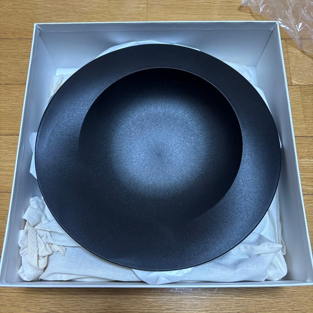 ARAS 深皿スクープ・大皿ウェーブ・カトラリー各2セット ギフトボックス付き