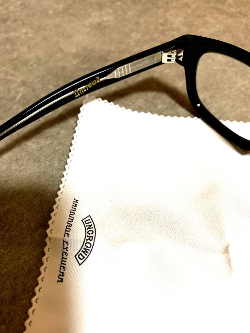 UNCROWD HELLA /BLKフレーム×レンズ(調光GRY)美品サングラス