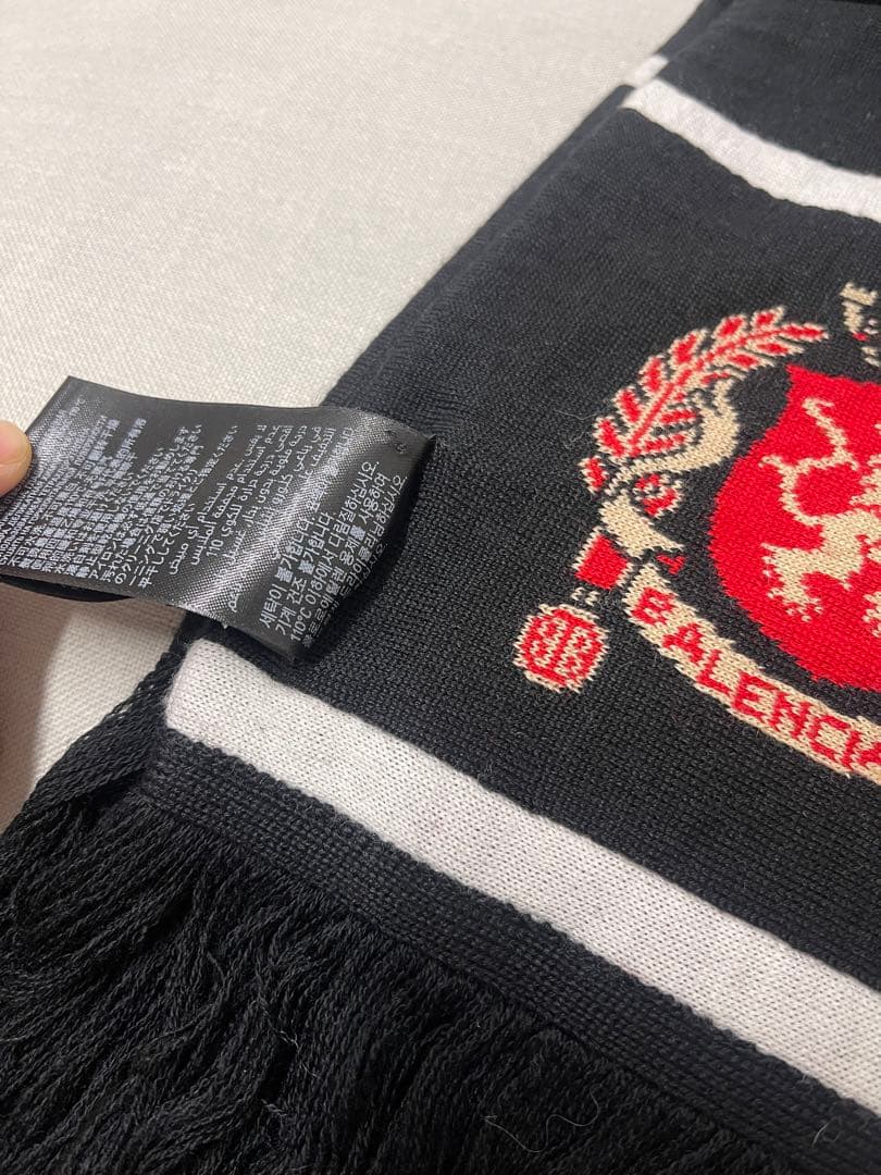 未使用品BALENCIAGA ブラック サッカーマフラー Tokyo