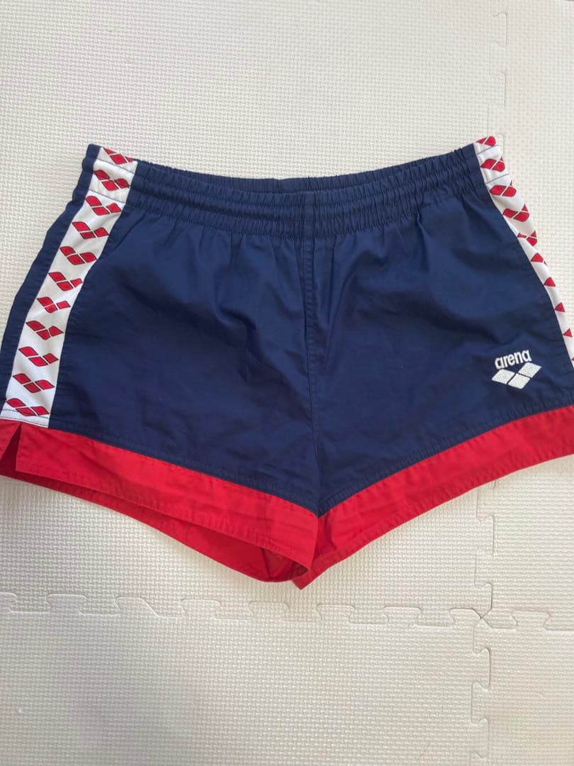 arena ネイビー/レッド スポーツ用水着ショートパンツ