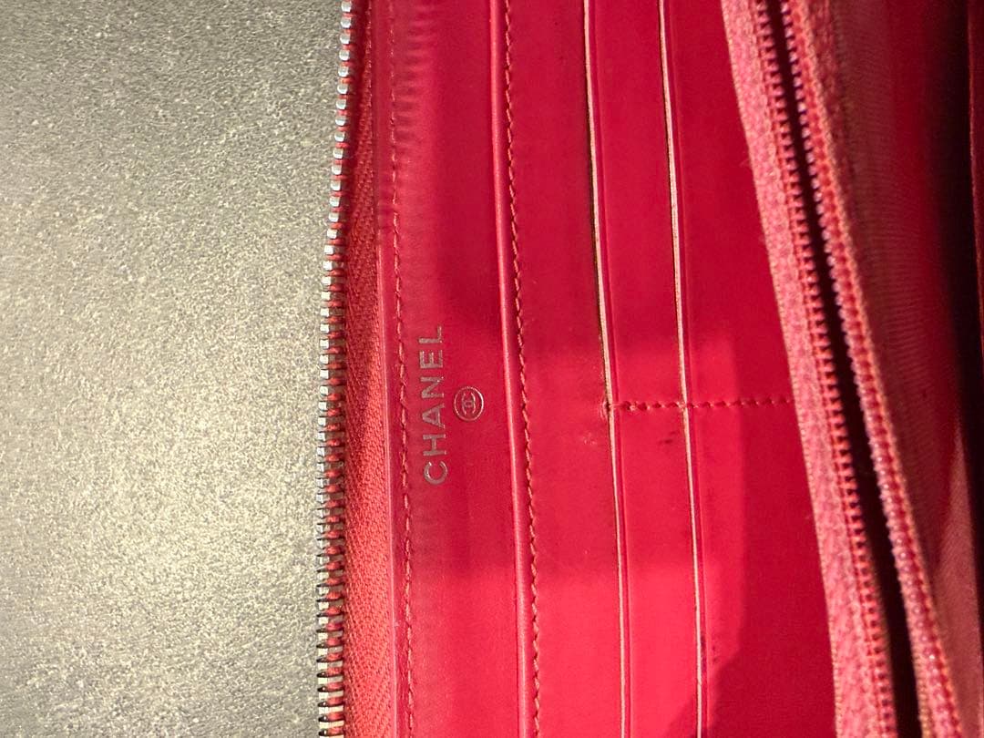 CHANEL レッド キルティング 長財布