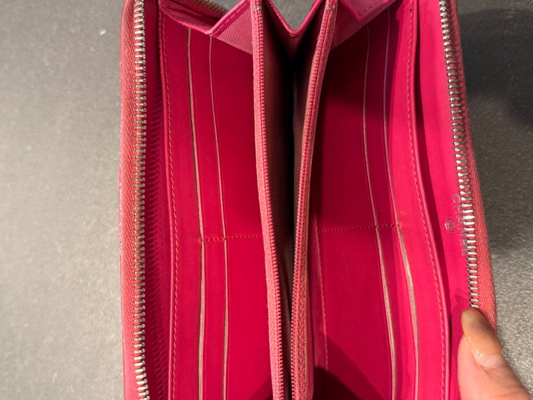 CHANEL レッド キルティング 長財布