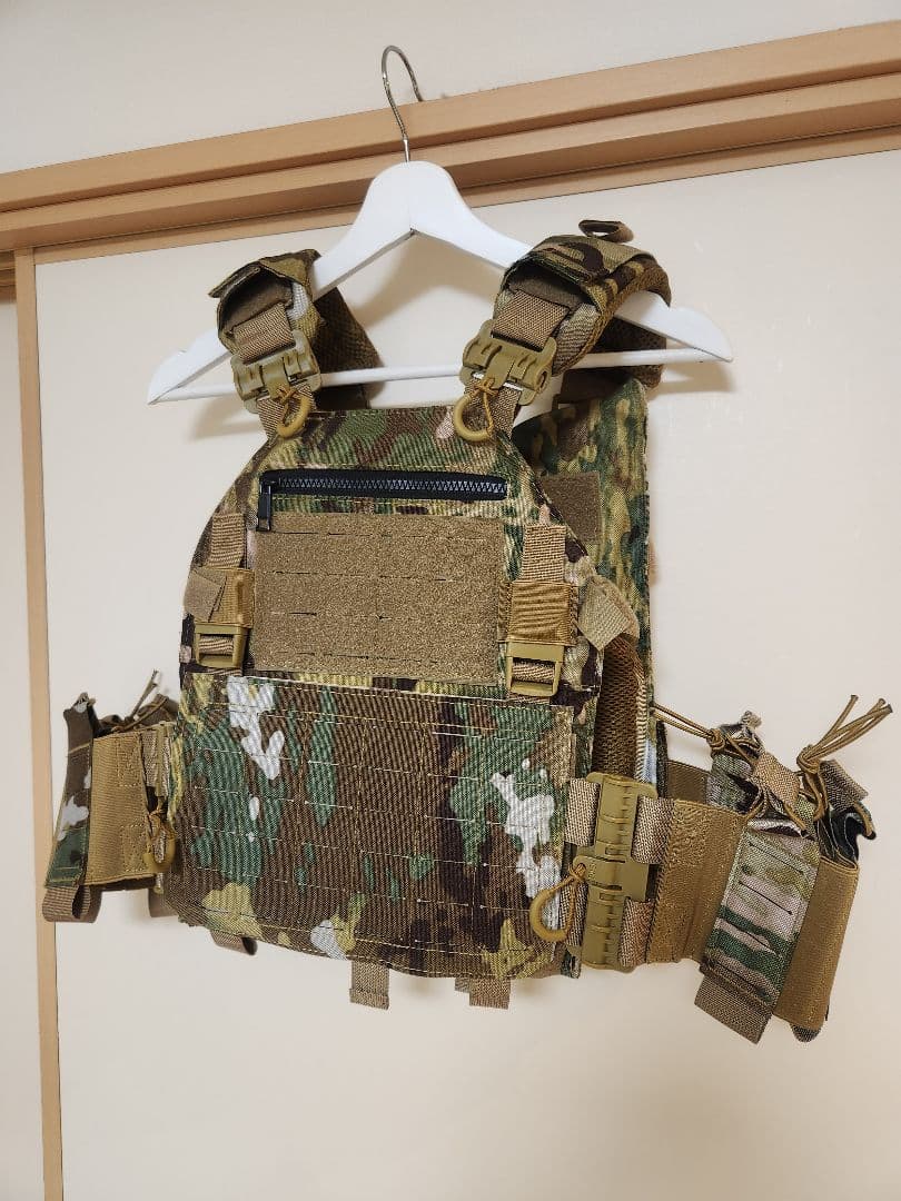 プレートキャリア MOELLシステム 高耐久性 マルチカム、プレキャリ