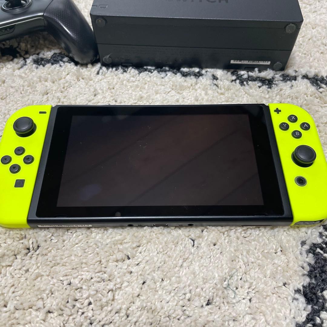 Nintendo Switch本体＋プロコンセット　おまけ付き