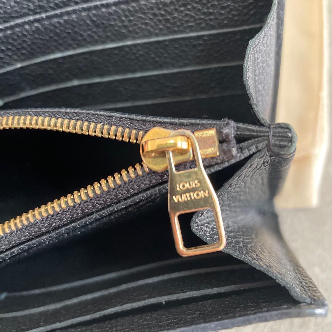 LOUIS VUITTON ポルト・フォイユ・サラ・モノグラム・アンプラント