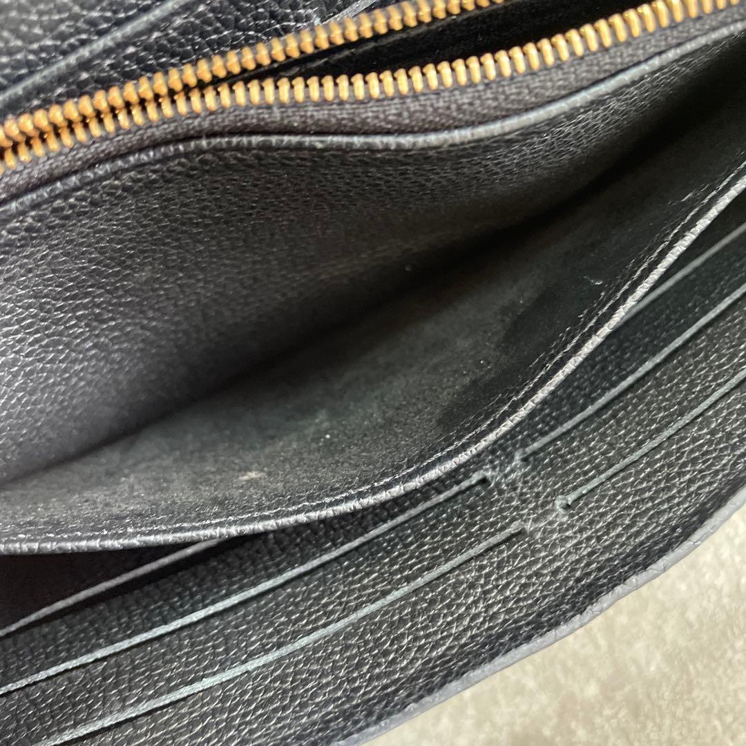 LOUIS VUITTON ポルト・フォイユ・サラ・モノグラム・アンプラント