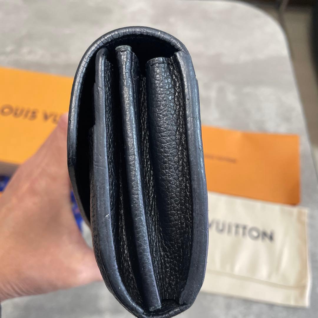 LOUIS VUITTON ポルト・フォイユ・サラ・モノグラム・アンプラント