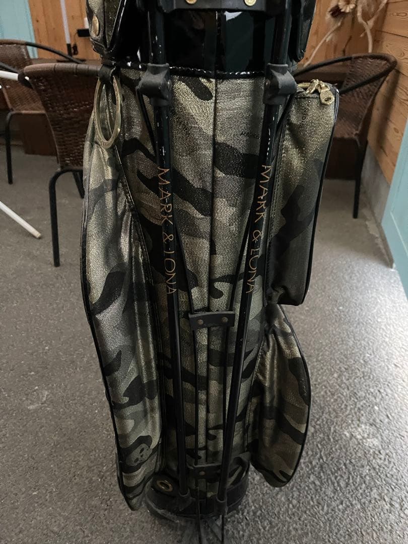 マークアンドロナゴルフバック