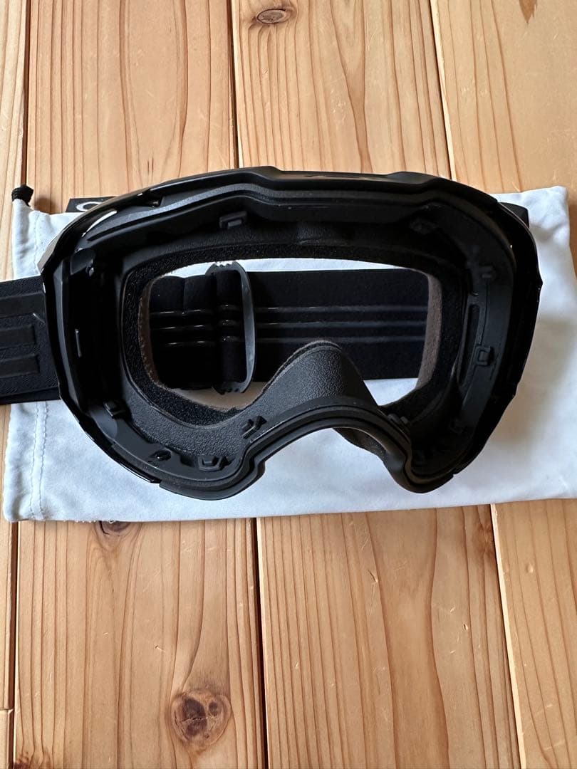 OAKLEY AIRBRAKE XL スノーゴールド