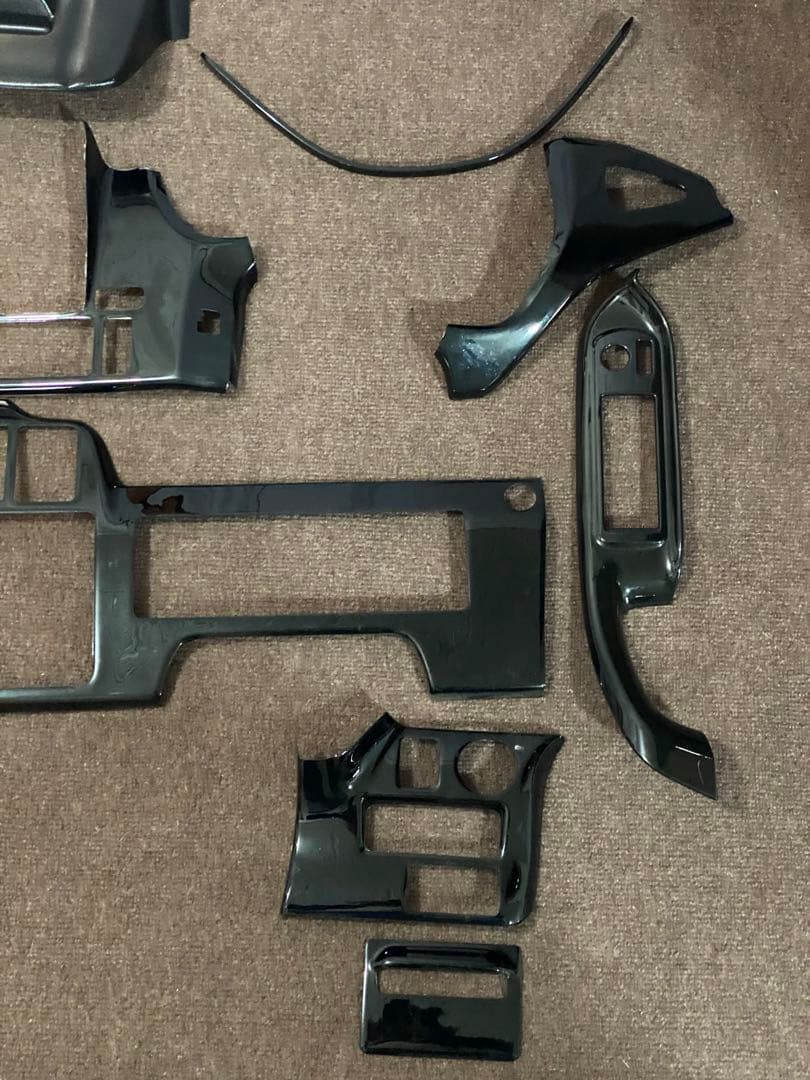 80系ヴォクシー、NOAH、エスクァイア パネル(ピアノブラック) サンバイザー