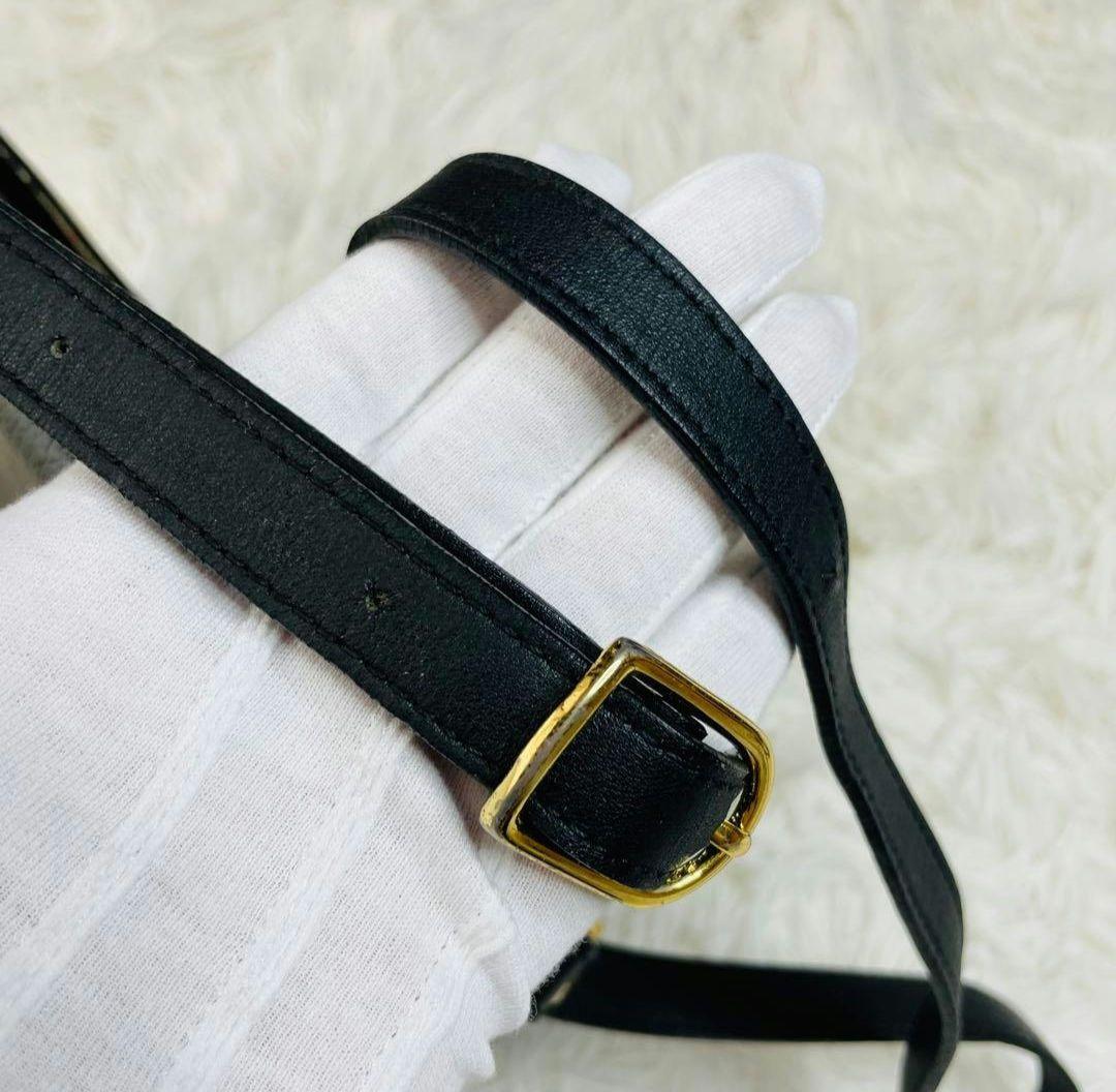 【良品】 Burberry ショルダーバッグ ノバチェック ブラック　レザー