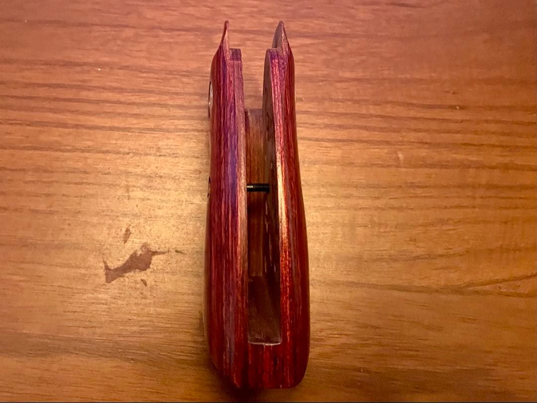 アルタモントコルトパイソン用木製グリップ