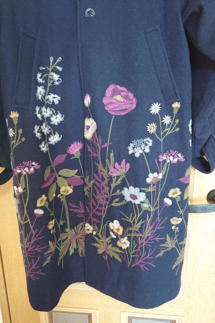 スーパーハッカフィーユ　花柄刺繍 ネイビー ロングコート　15号