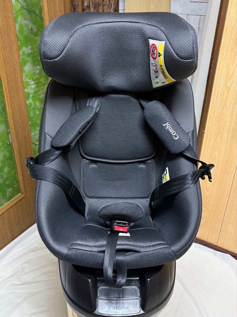 コンビ クルムーヴ アドバンス ISOFIX エッグショック 一部新品 新生児