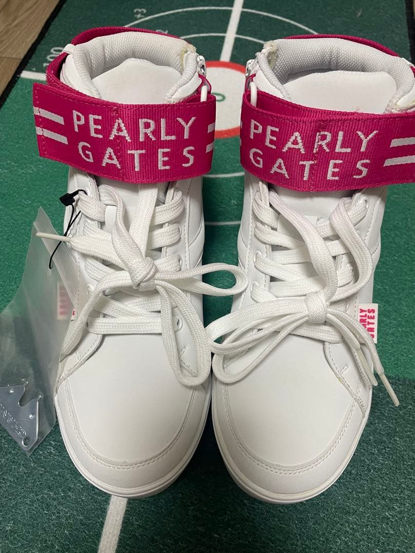 ゴルフシューズ　パーリーゲイツ