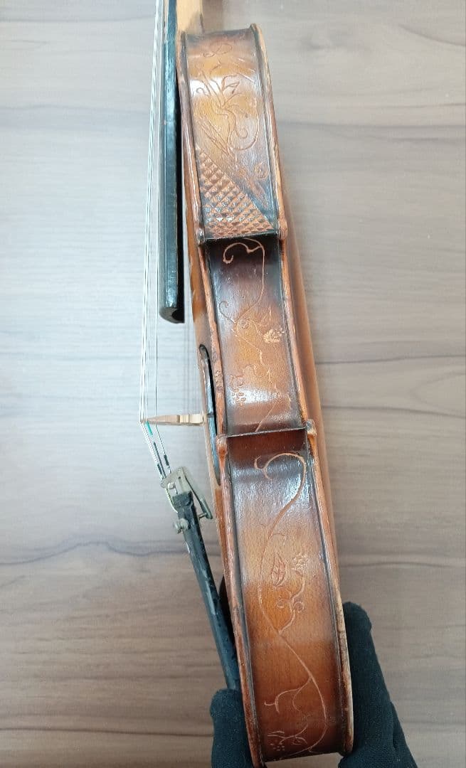 鈴木ヴァイオリン　楽器　No11 4/4 ケース付き