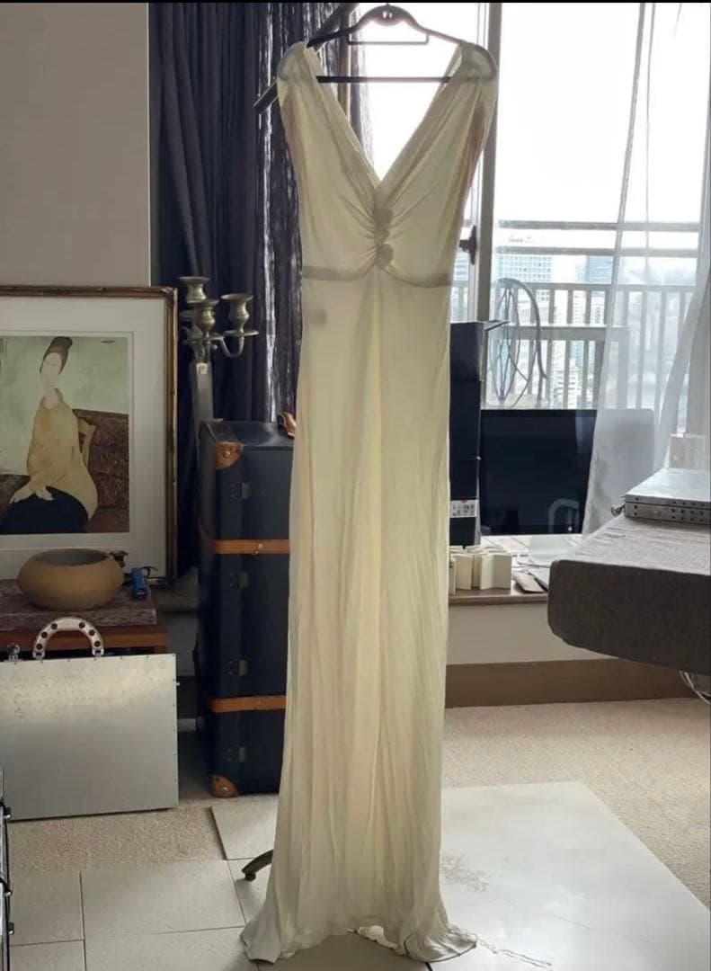 a Ferretti Vネック ドレープ ロングドレス ホワイト