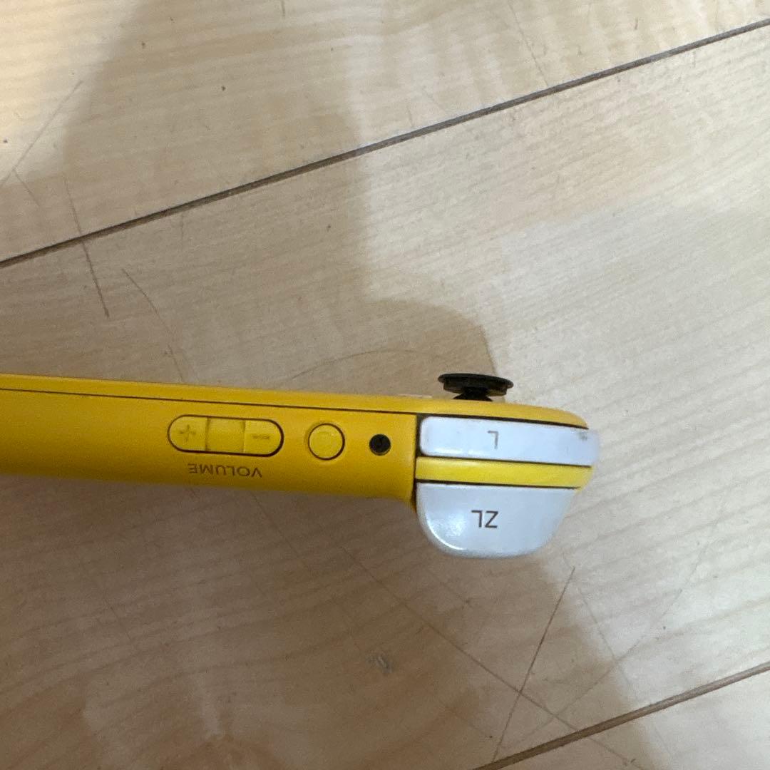 Nintendo Switch Lite イエロー 本体　ジャンク♪