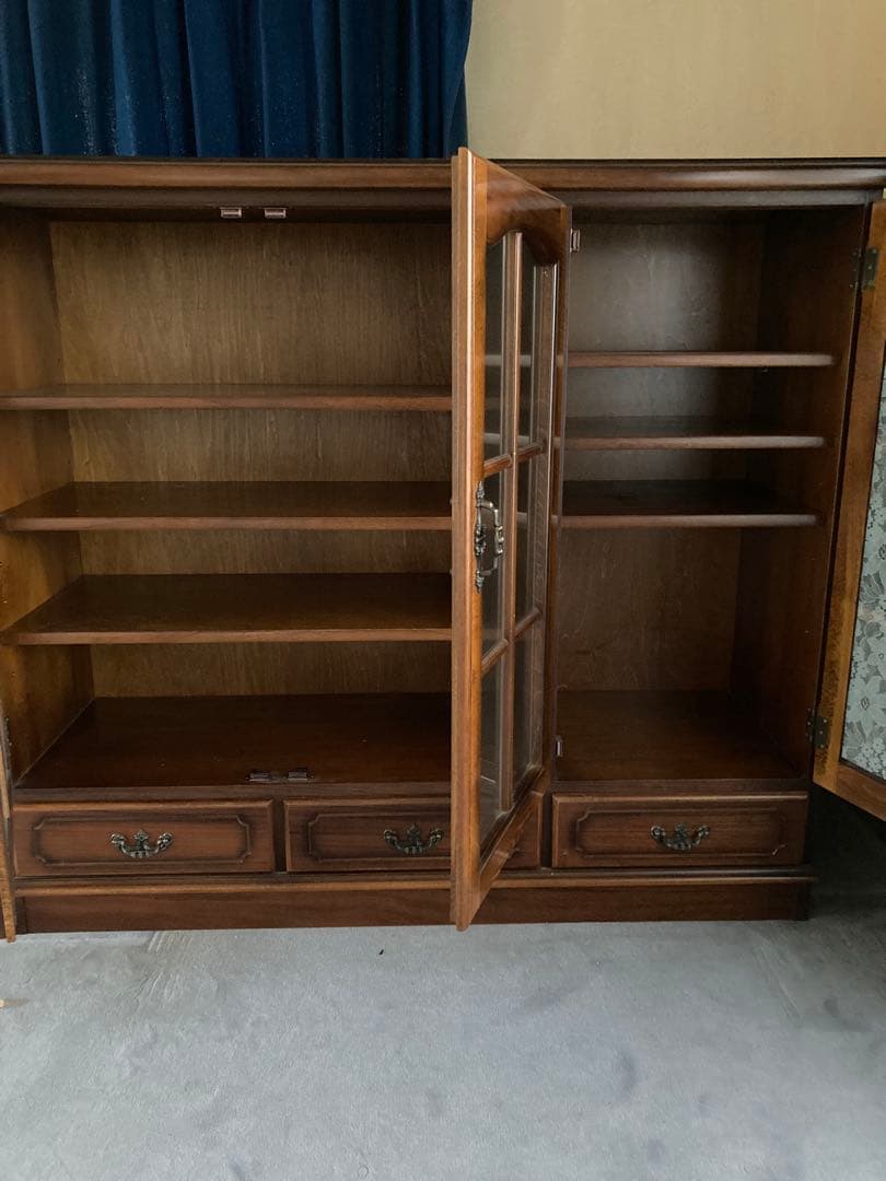 カリモク食器棚A