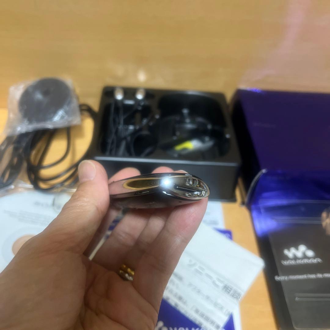 SONY WALKMAN NW-S703F BLACK 未使用新品 オマケ付き