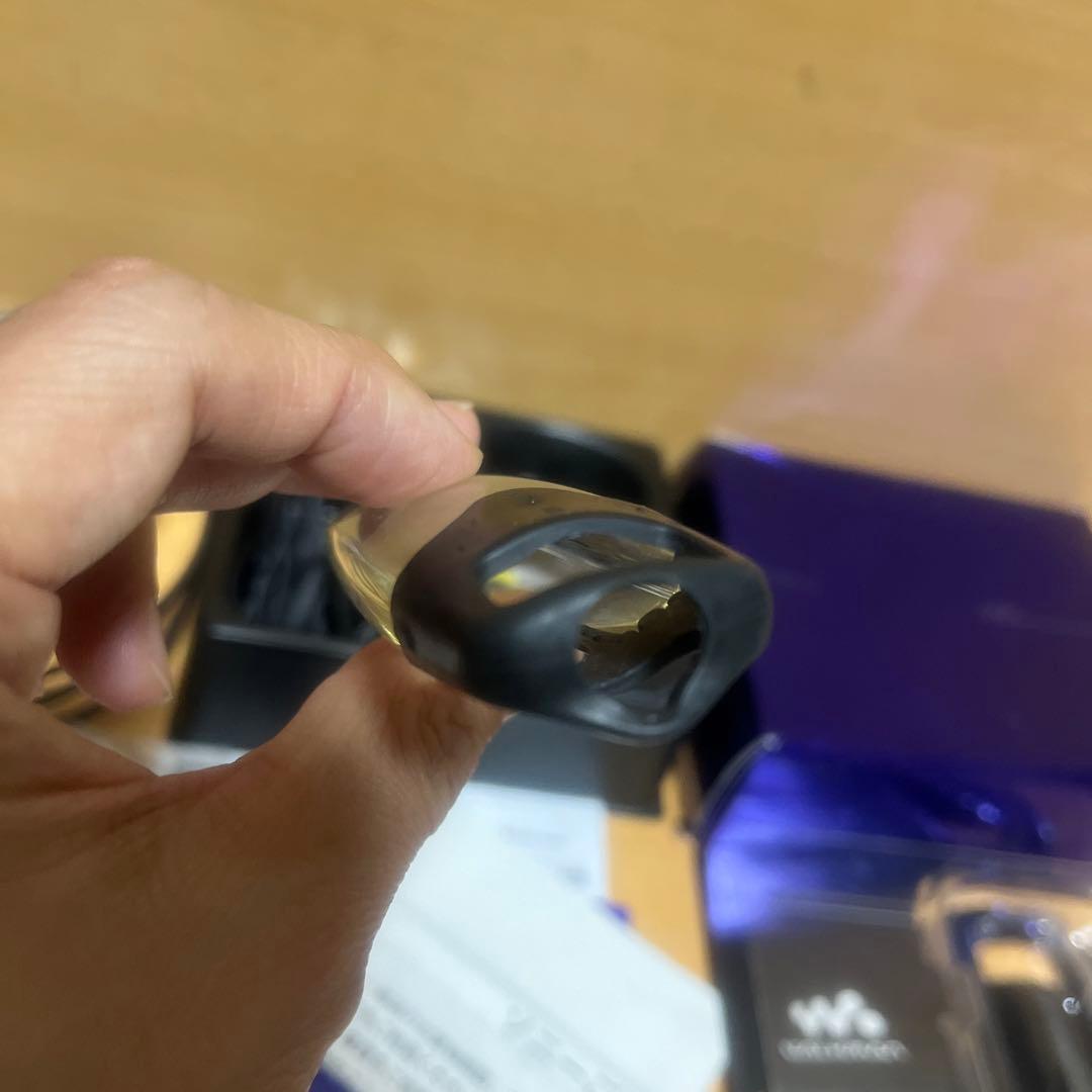 SONY WALKMAN NW-S703F BLACK 未使用新品 オマケ付き