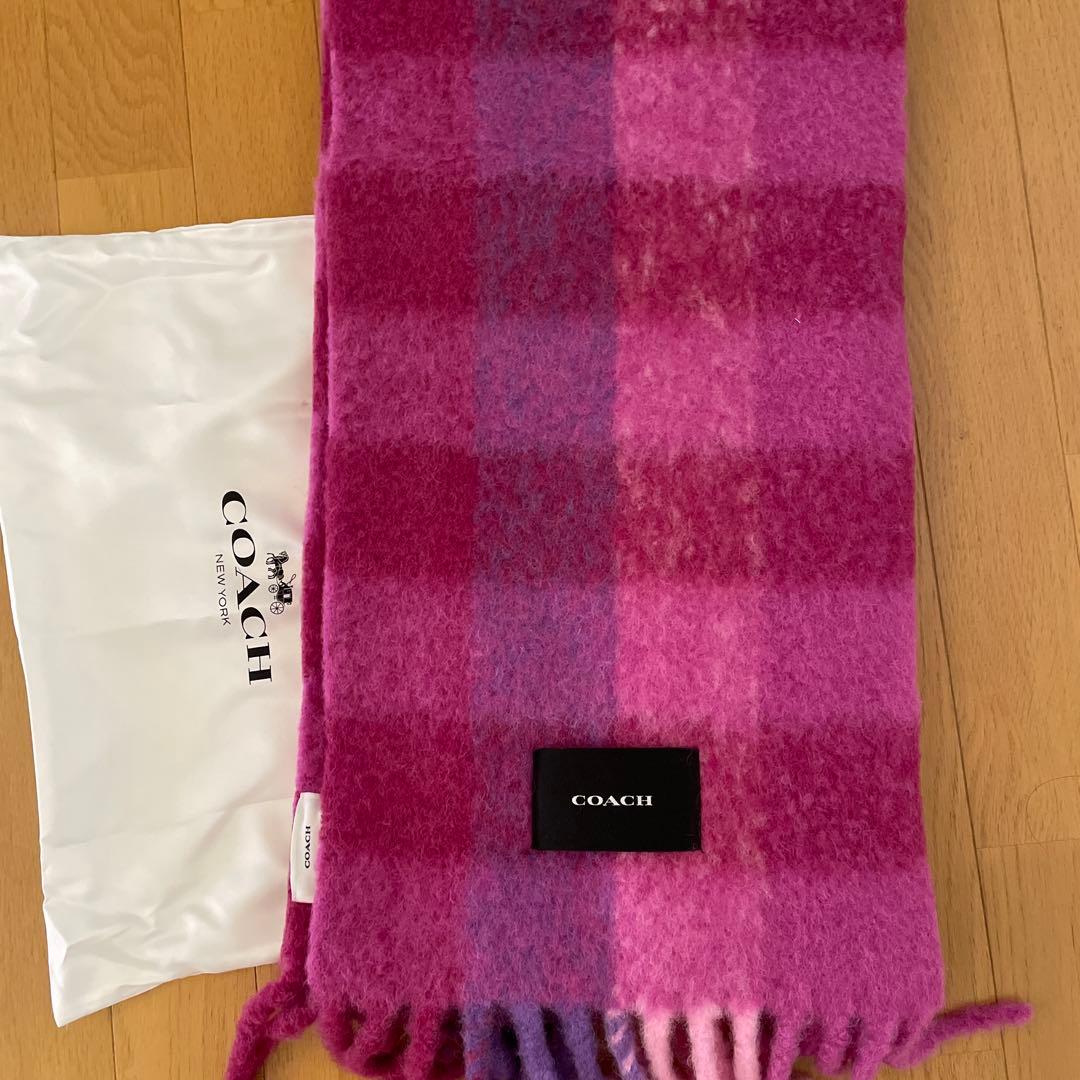 COACH マフラー ピンク系 915
