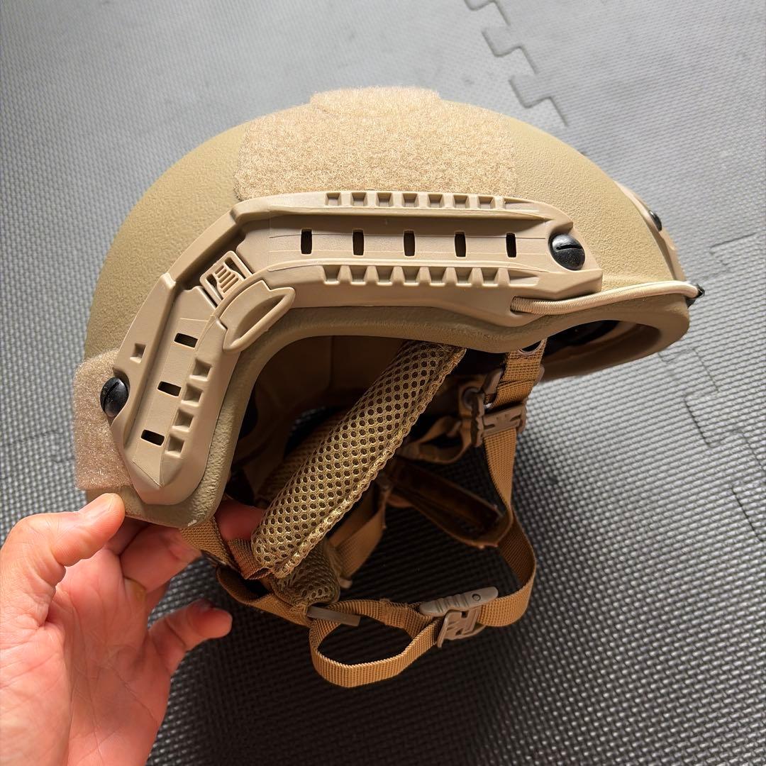 オプスコア　タンカラー ヘルメット マウント付き