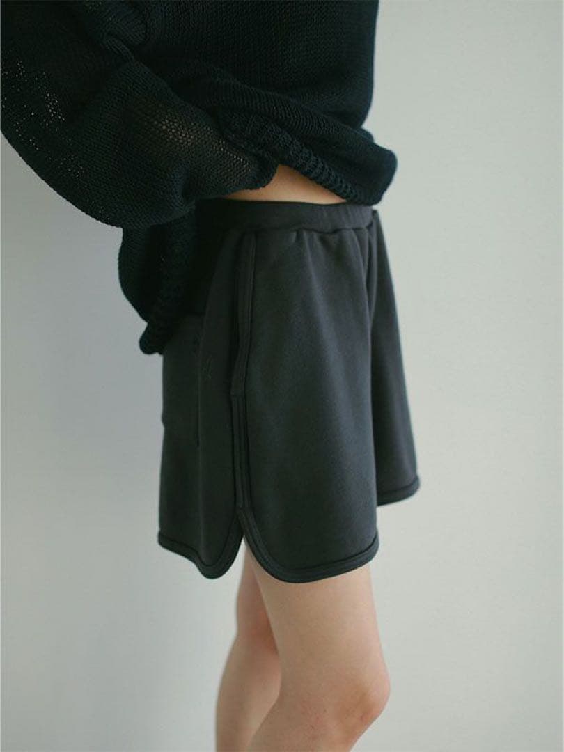 ETRE TOKYO スウェットショートパンツ