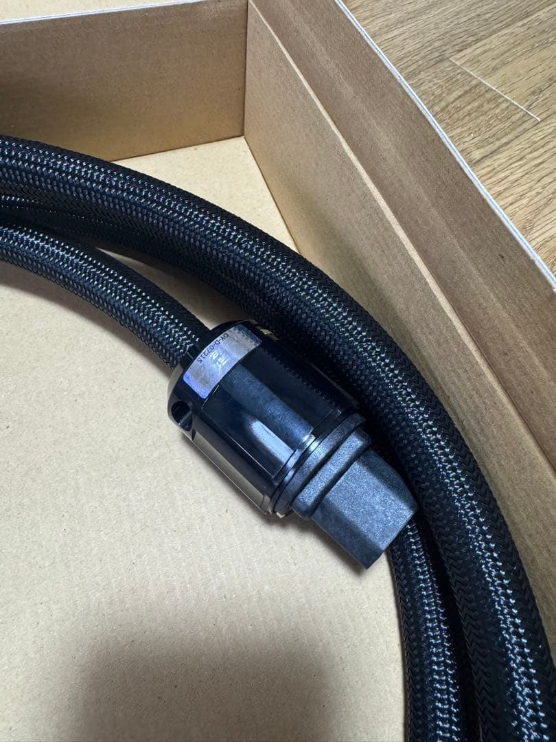 ACOUSTEC REVIVE POWER MAX II 電源ケーブル